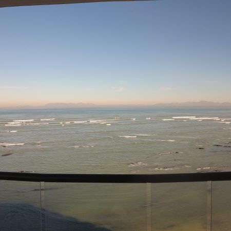 Appartement Beautiful Ocean Views à Strand Extérieur photo